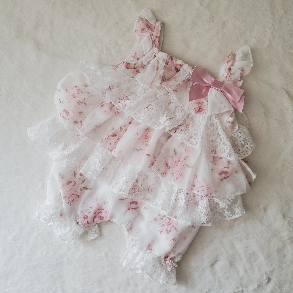 Miniclasix Floral Lace Tiered Baby Romper